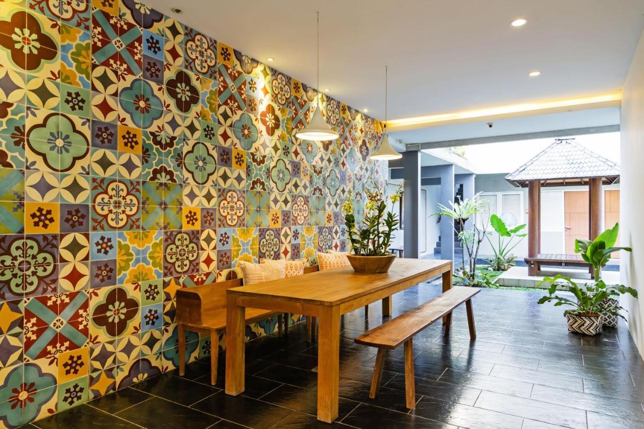 Seruni Guest House Denpasar Extérieur photo